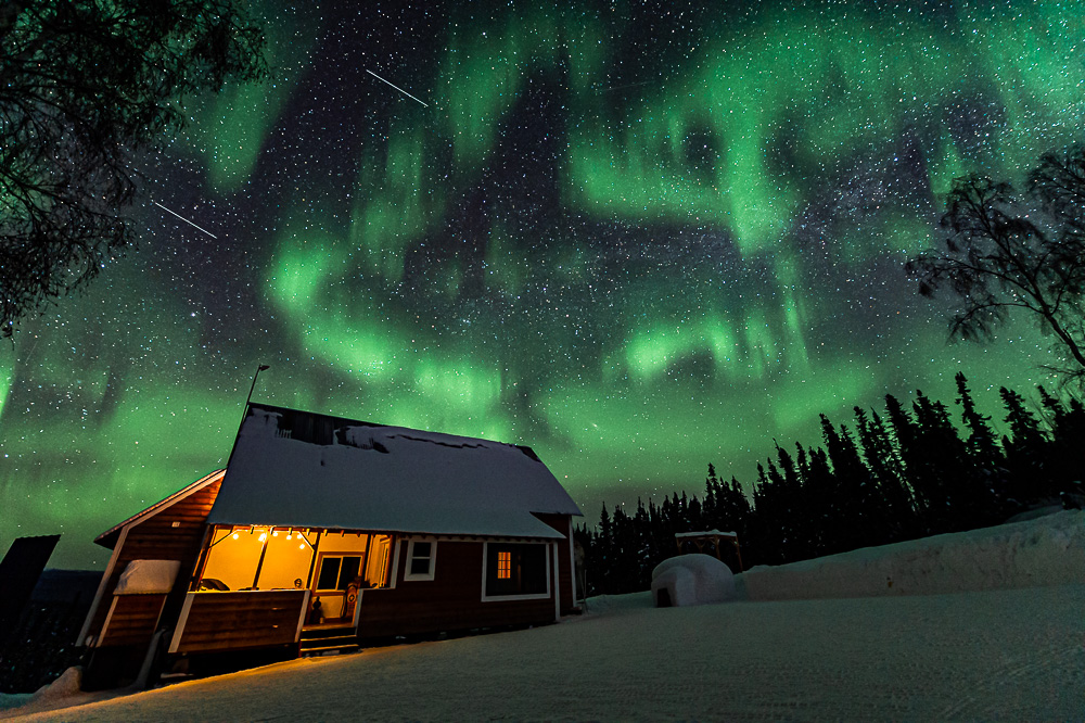 aurora house off grid cabin